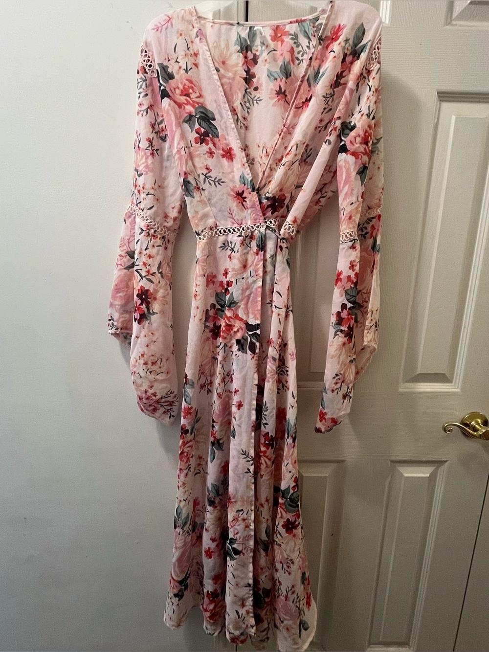 Live 4 Truth Floral Pink dress size M